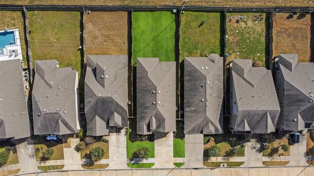 2819 Blue Mist Bend, Brookshire, TX 77423