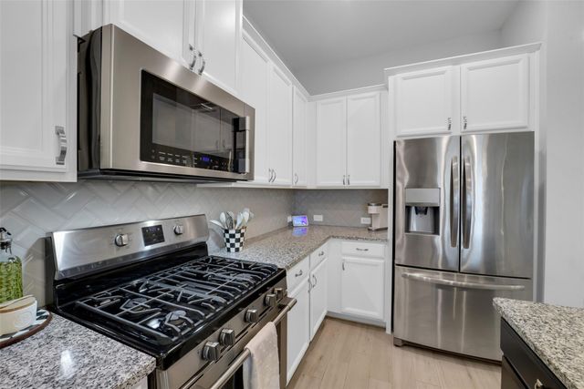 2819 Blue Mist Bend, Brookshire, TX 77423