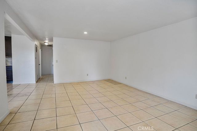 3360 R, Merced, CA 95348