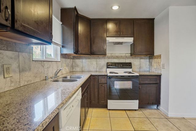 3360 R, Merced, CA 95348