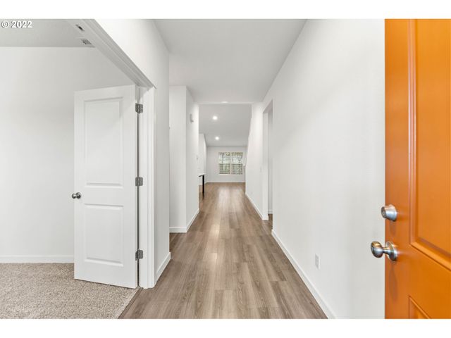 1945 S 32nd Ave 19, Cornelius, OR 97113