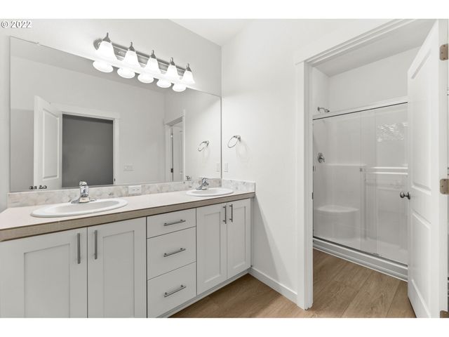 1945 S 32nd Ave 19, Cornelius, OR 97113
