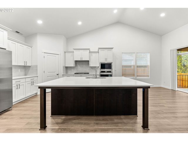 1945 S 32nd Ave 19, Cornelius, OR 97113