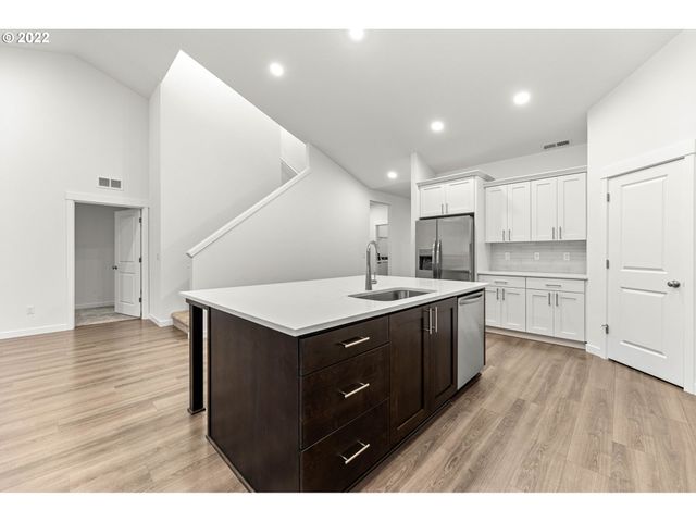 1945 S 32nd Ave 19, Cornelius, OR 97113