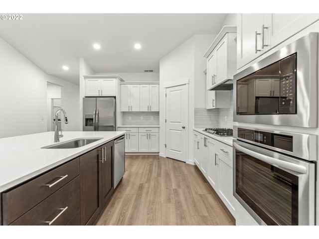 1945 S 32nd Ave 19, Cornelius, OR 97113