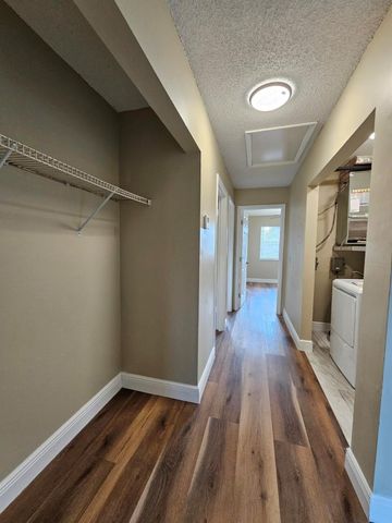 4786 Orleans Court W D, West Palm Beach, FL 33415