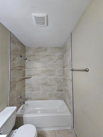 4786 Orleans Court W D, West Palm Beach, FL 33415