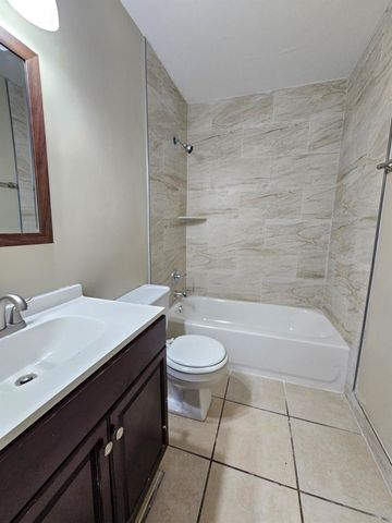 4786 Orleans Court W D, West Palm Beach, FL 33415