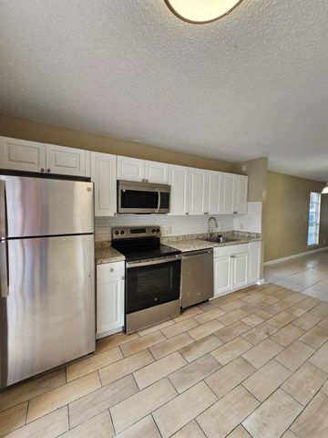 4786 Orleans Court W D, West Palm Beach, FL 33415