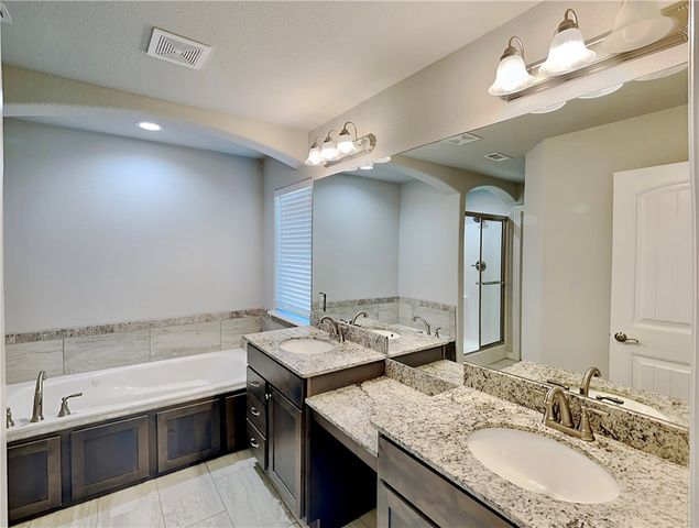 4287 W Divide Drive, Fayetteville, AR 72704