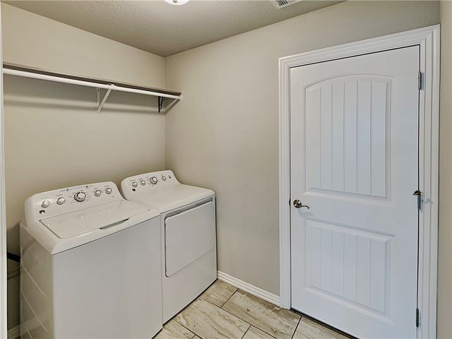 4287 W Divide Drive, Fayetteville, AR 72704