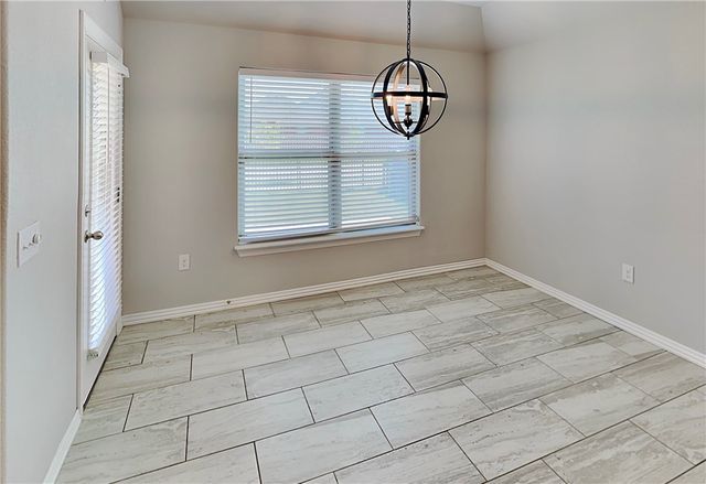 4287 W Divide Drive, Fayetteville, AR 72704