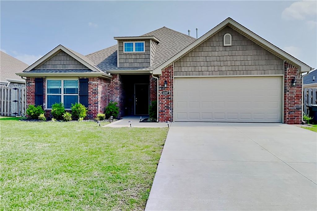 4287 W Divide Drive, Fayetteville, AR 72704