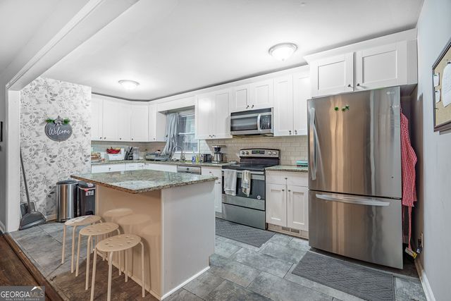 3629 Rolling Green Ridge SW, Atlanta, GA 30331