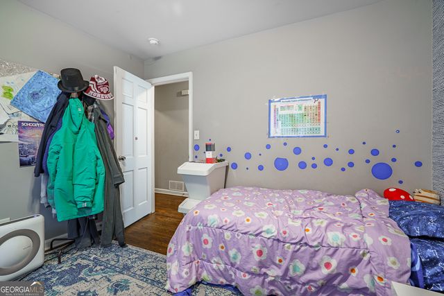 3629 Rolling Green Ridge SW, Atlanta, GA 30331