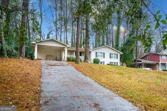 3629 Rolling Green Ridge SW, Atlanta, GA 30331