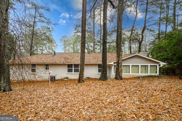 3629 Rolling Green Ridge SW, Atlanta, GA 30331