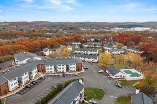 45 Christopher Drive 101, Methuen, MA 01844