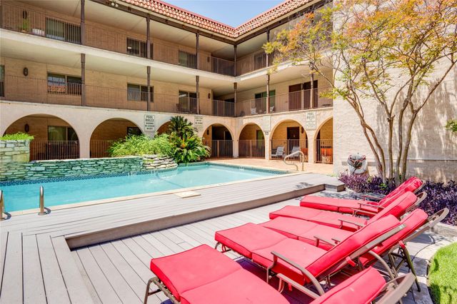 505 W 7th ST 102, Austin, TX 78701