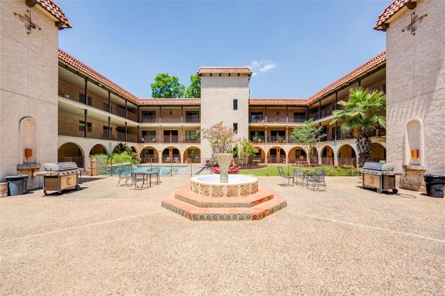 505 W 7th ST 102, Austin, TX 78701