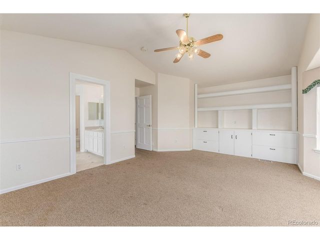 8825 Fairview Oaks Pl, Lone Tree, CO 80124