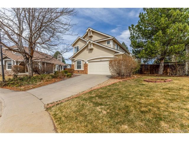 8825 Fairview Oaks Pl, Lone Tree, CO 80124