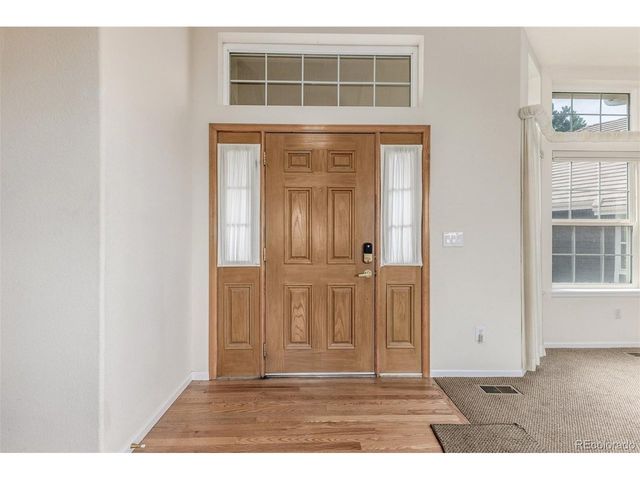 8825 Fairview Oaks Pl, Lone Tree, CO 80124