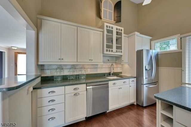 67 Fox Hill Rd, Parsippany-troy Hills Twp., NJ 07834