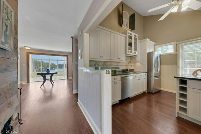 67 Fox Hill Rd, Parsippany-troy Hills Twp., NJ 07834