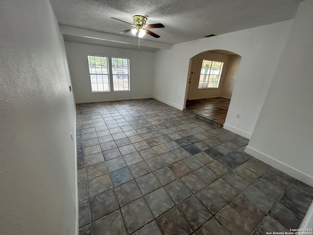 7338 Marble Creek Dr, San Antonio, TX 78238