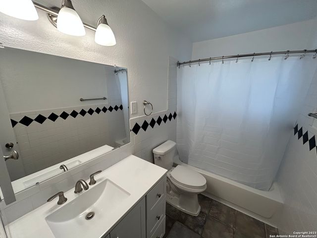 7338 Marble Creek Dr, San Antonio, TX 78238