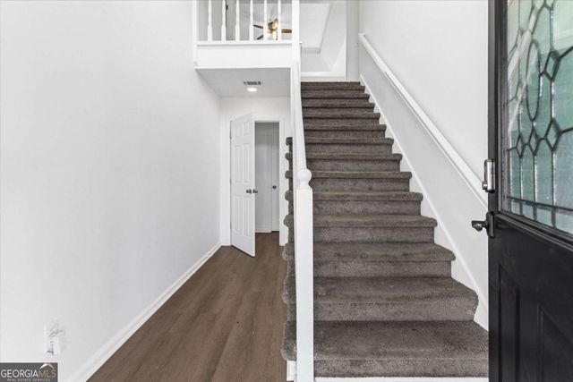 870 Hounds Ridge Court, Lawrenceville, GA 30043