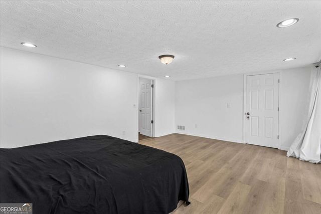 870 Hounds Ridge Court, Lawrenceville, GA 30043