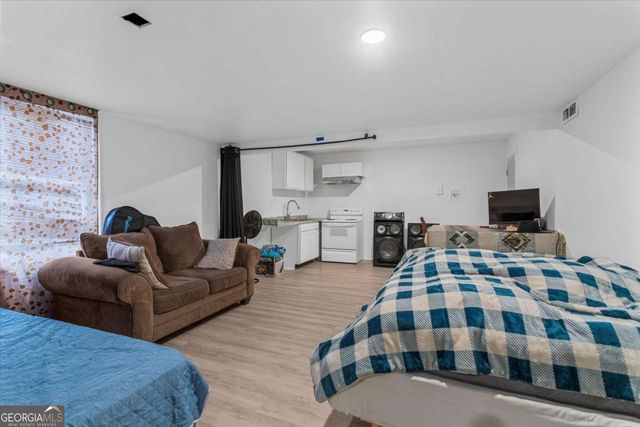 870 Hounds Ridge Court, Lawrenceville, GA 30043