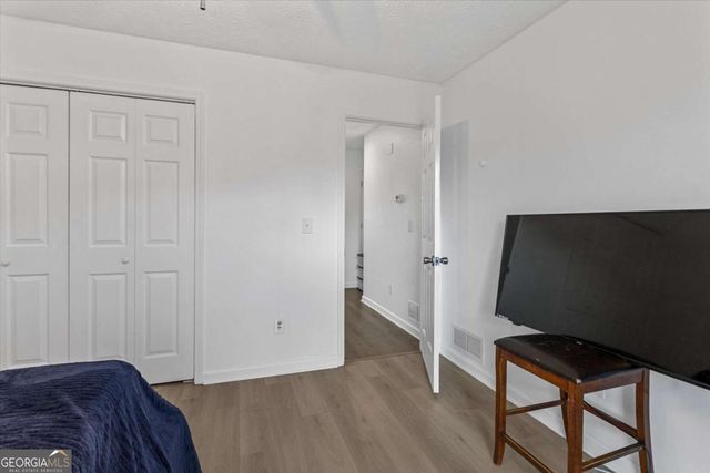 870 Hounds Ridge Court, Lawrenceville, GA 30043