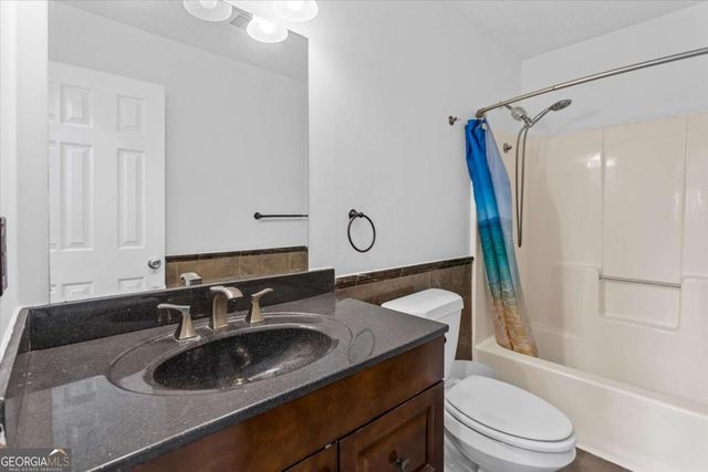 870 Hounds Ridge Court, Lawrenceville, GA 30043