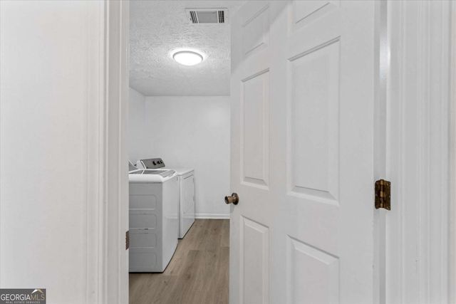 870 Hounds Ridge Court, Lawrenceville, GA 30043