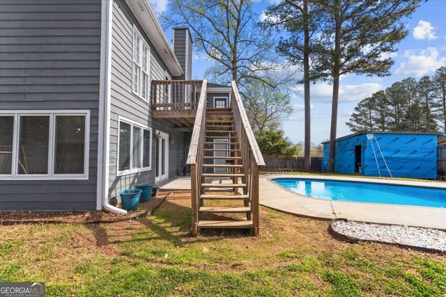 870 Hounds Ridge Court, Lawrenceville, GA 30043