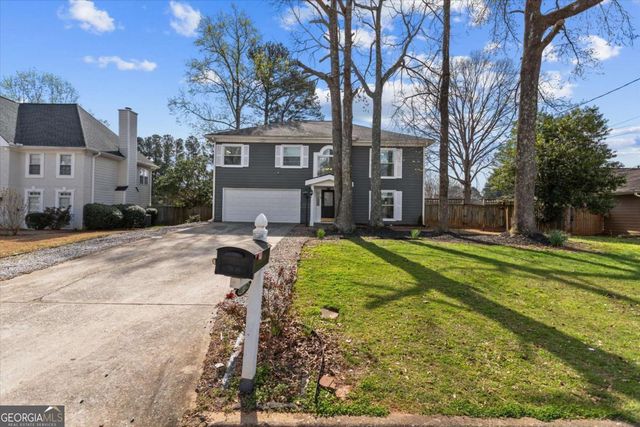 870 Hounds Ridge Court, Lawrenceville, GA 30043