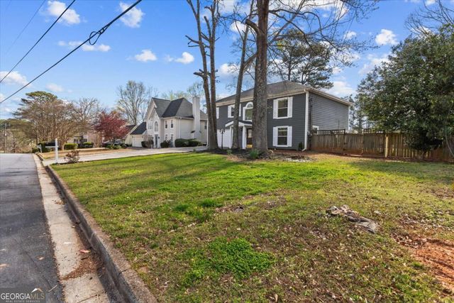 870 Hounds Ridge Court, Lawrenceville, GA 30043