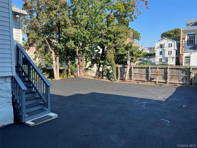 29 Saint Andrews Place, Yonkers, NY 10705