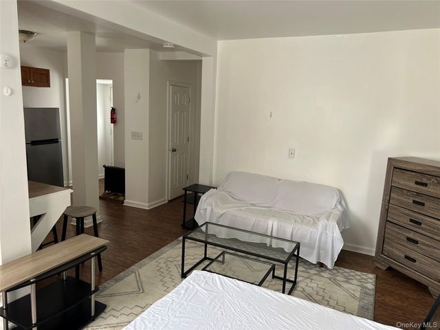 29 Saint Andrews Place, Yonkers, NY 10705