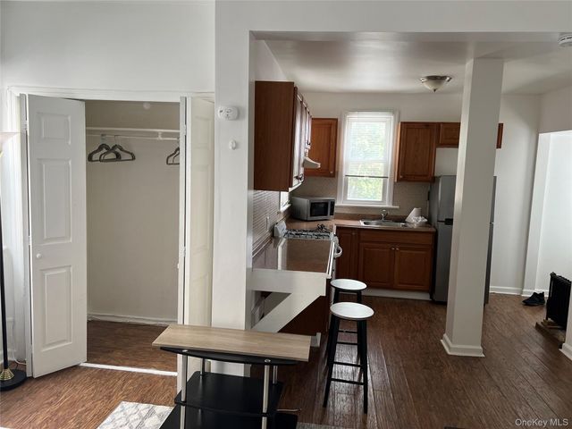29 Saint Andrews Place, Yonkers, NY 10705