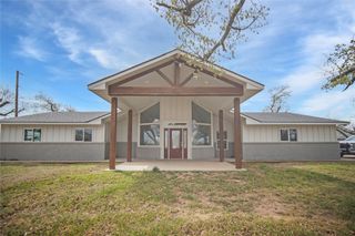101 Brad Street, Jacksboro, TX 76458