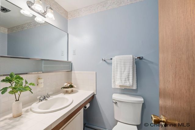 742 ARAPAHO ST, Cheyenne, WY 82009