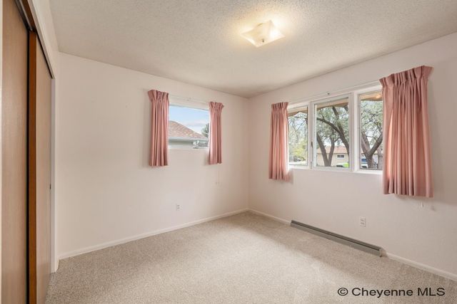 742 ARAPAHO ST, Cheyenne, WY 82009
