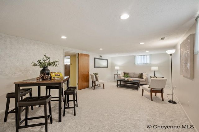 742 ARAPAHO ST, Cheyenne, WY 82009