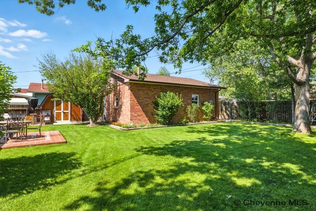742 ARAPAHO ST, Cheyenne, WY 82009