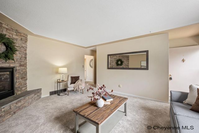 742 ARAPAHO ST, Cheyenne, WY 82009