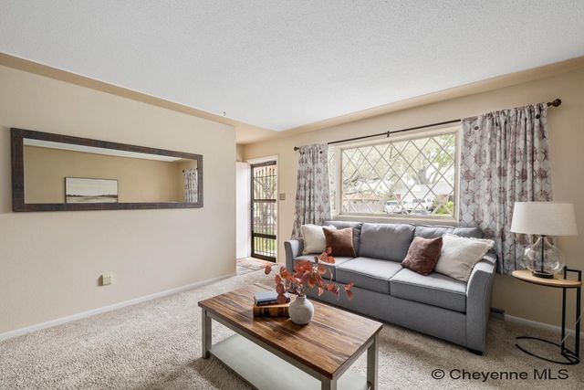 742 ARAPAHO ST, Cheyenne, WY 82009